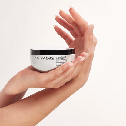 Shu Uemura – Kräftigende Maske