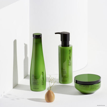 Shu Uemura – Regenerierendes Shampoo