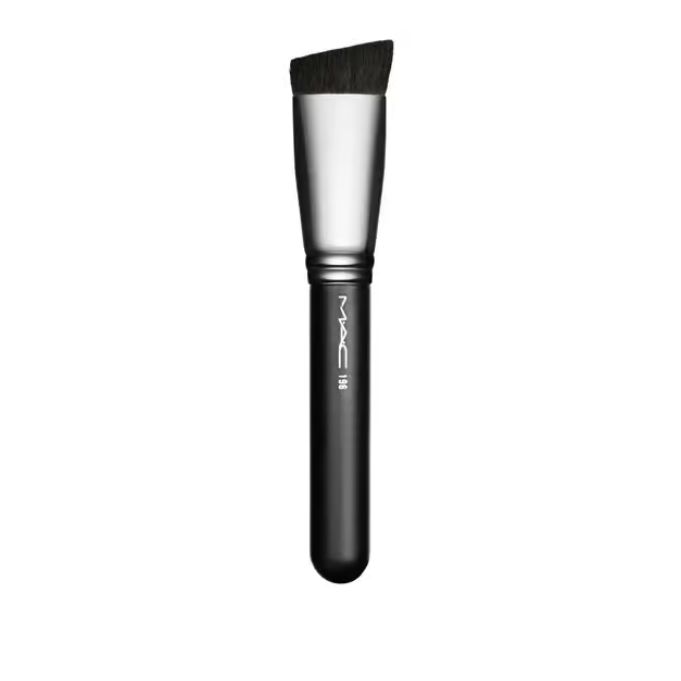 MAC - #196 Slanted Flat Top Foundation Brush