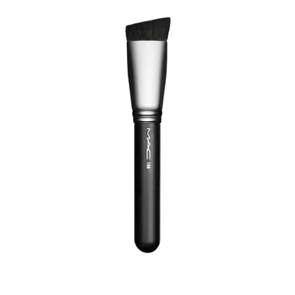 MAC - #196 Slanted Flat Top Foundation Brush