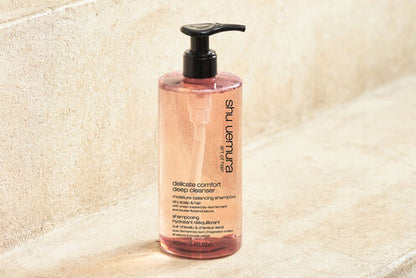 Shu Uemura – Delicate Comfort Feuchtigkeitsspendendes, ausgleichendes Shampoo