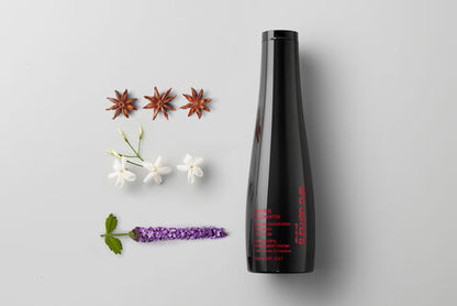 Shu Uemura – Intensiv revitalisierendes Shampoo für Kopfhaut und Haar