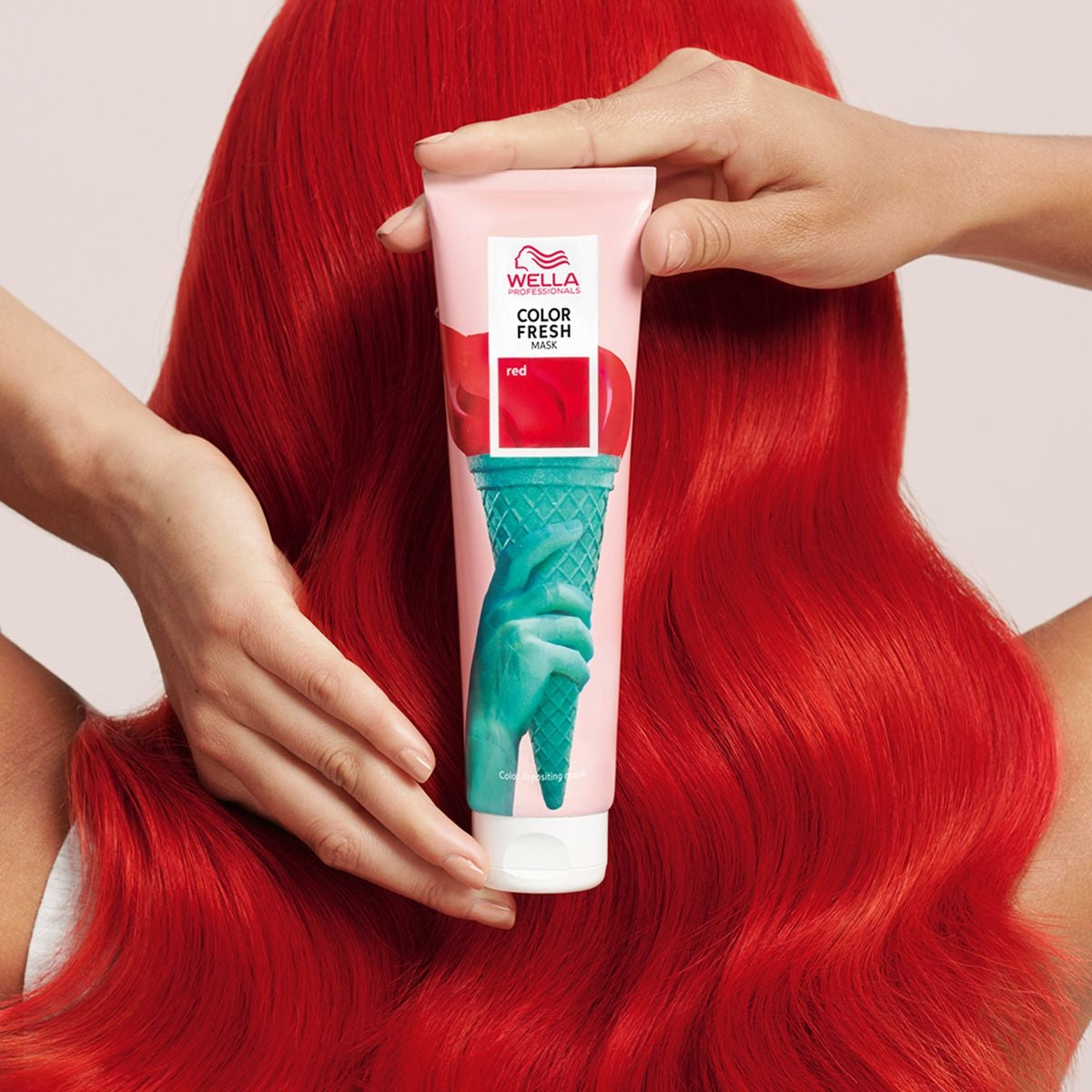 Wella Professionals - Rote Maske