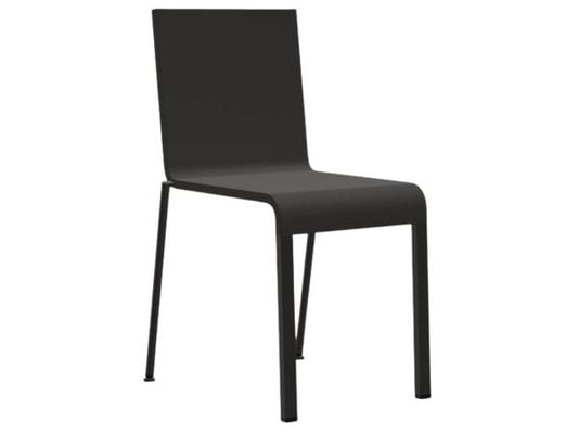 .03 Chaise empilable